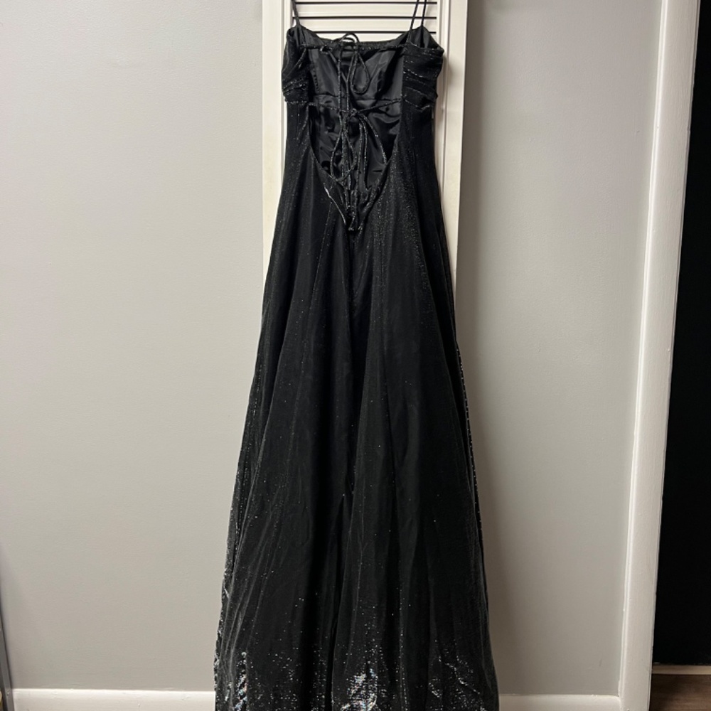 Gown - Picture 8 of 12
